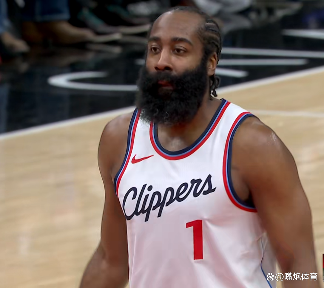 开云体育-哈登在MAD比赛中表现优异，持续失利引发热议！-开云体育